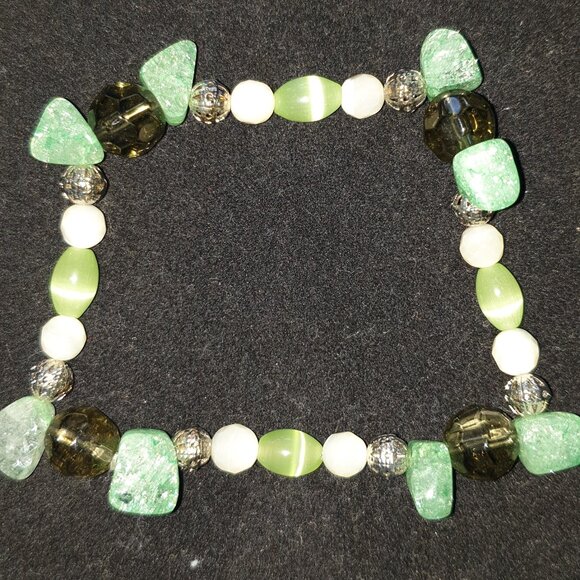 Pretty Hand Made Natural Serpentine Aventurine Fluorite Silver Beaded Bracelet - Picture 3 of 9